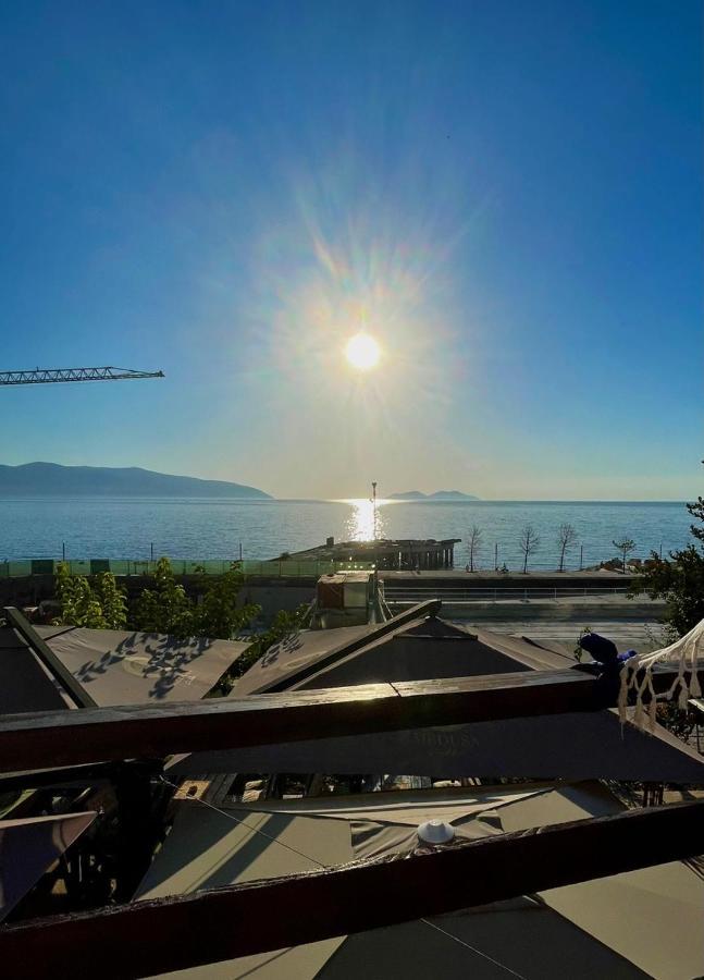 Tekada Hotel & Restaurant Vlorë Exterior foto